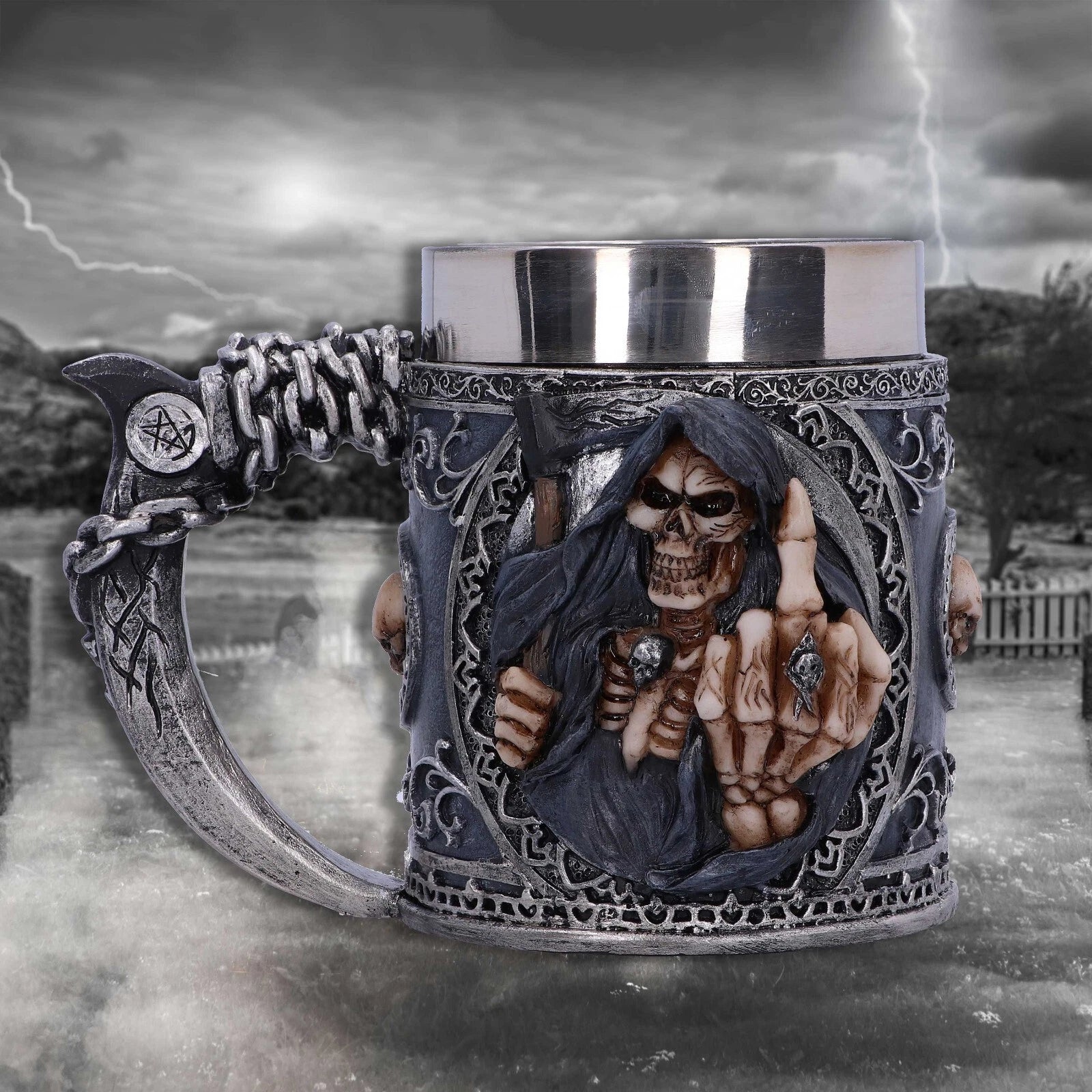 Nemesis Now Curse Skeleton Tankard 11cm